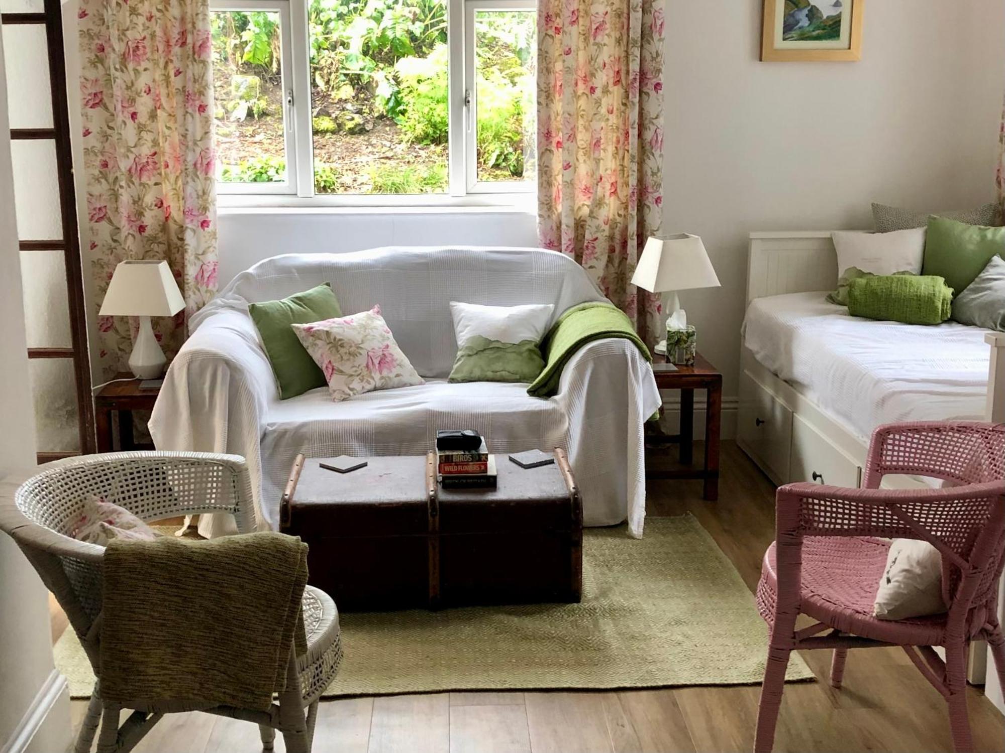 Lake Villa Holiday Cottages Holsworthy Eksteriør bilde